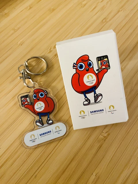 Porte-clés Officiel JO Paris 2024 – Forme Crayon – Acier – Fabriqué En France