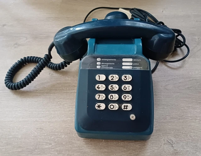 Téléphone SOCOTEL S63 bleu canard vintage à cadran rotatif - Décoration