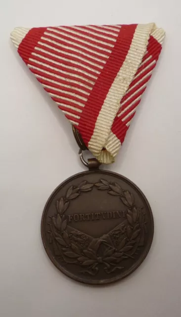 Austria / Austrian Karl I Bravery Medal Fortitudini - Bronze Class