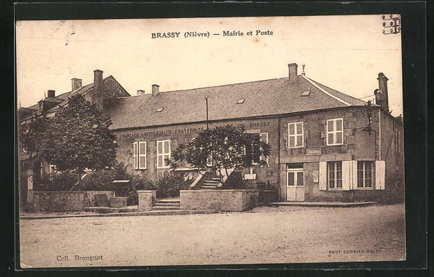 CPA Brassy, Mairie et Poste