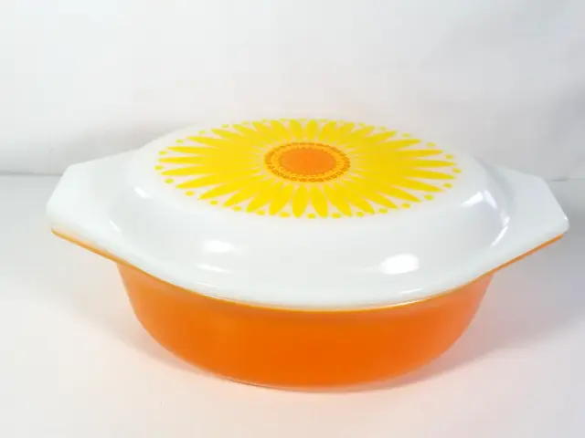 VTG Pyrex Glass Daisy Sunflower 1.5 QT Casserole Dish w/ Lid #043 VG Condition