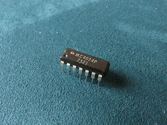 INTEGRATED CIRCUIT MOTOROLA Mc4024P. 7 Bit Binary Counter. New Old ...