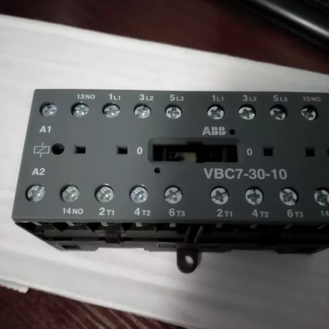 1pc New ABB Mechanical Interlock Contactor VBC7-30-10 24VDC