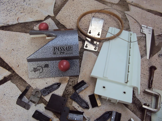 LOT PIECES DETACHEES Machine A Tricotter Passap EUR 17,00 - FR