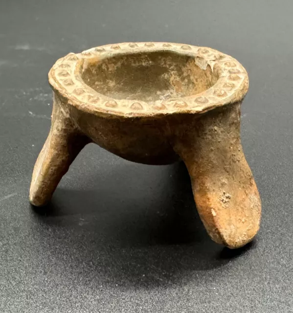 Mexico, Pre-Columbian Aztec tripod spice pot, 15th century AD (A45)