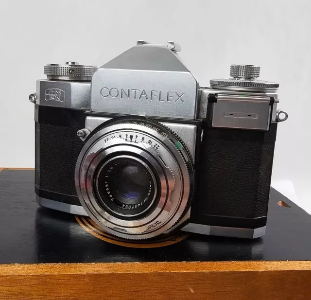 Zeiss Ikon Contaflex 35mm SLR Camera w/ Carl Zeiss Tessar 45mm F2.8 Lens