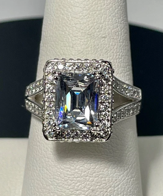 Bella Luce Charles Winston Emerald Cubic Zirconia Sterling Silver Ring Sz 8 CZ Bella Luce Charles Winston Emerald Cubic Zirconia Sterling Silver Ring Sz 8 CZ