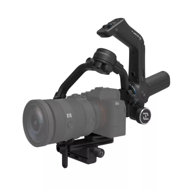 Stabilizzatore gimbal fotocamera SCORP-C usato per filmare video di viaggio vlog 3