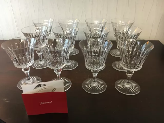 17 verres à vin rouge modèle Buckingham en cristal de Baccarat (prix à la pièce)