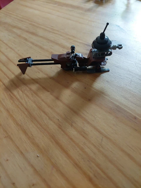 Figurines et accessoires vaisseaux Lego Star Wars lot 39
