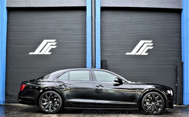 2021 Bentley Flying Spur W12 Sedan
