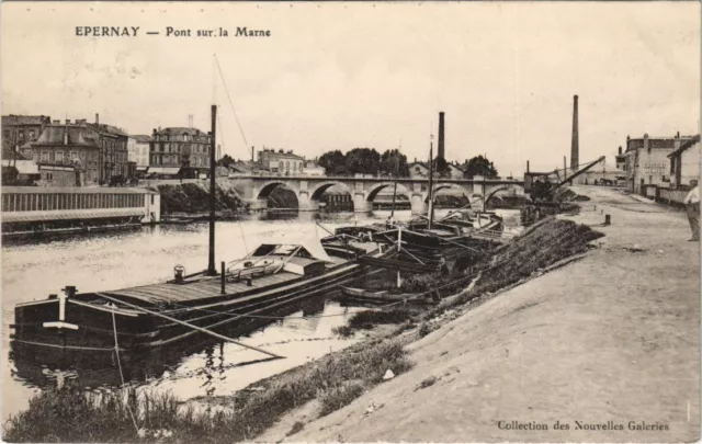 CPA ÉPERNAY Pont sur la MARNE (126013)