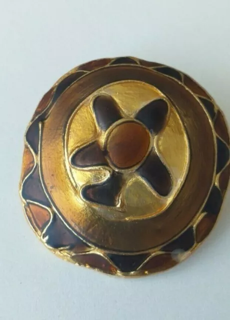 GROS BOUTON ANCIEN  44mm en MÉTAL zamac OR &maillé mat à la main, un bijoux     