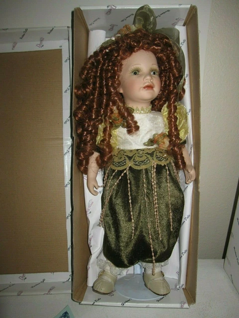 Duck House "Jane" Porcelain 18" Heirloom Doll LE D18-7077 Red Hair w/Stand Rare
