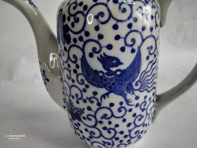Antique Flying Turkey Phoenix blue & white teapot coffee pot Swan Neck Antique Flying Turkey Phoenix blue & white teapot coffee pot Swan Neck