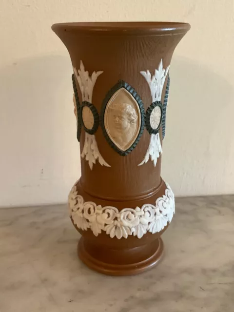 Antike Doulton Silikon Vase Porträts königlicher Kinder 4 Bilder SELTEN Sehr guter Zustand um 19.