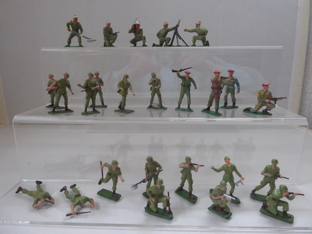 FIGURINE STARLUX SERVICE DE SANTE ARMEE FRANCAISE BRANCARDIER