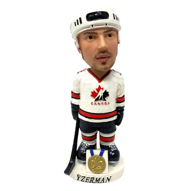 Steve Yzerman NHL Team Canada 2002 Olympic Gold Medal Bobblehead Figure