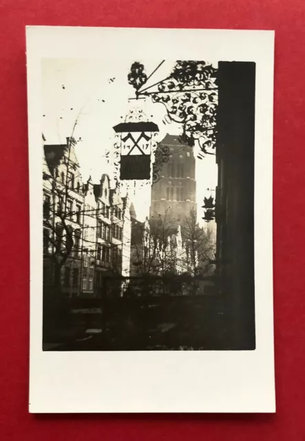 Foto AK DANZIG um 1935 Zopengasse mit Marienkirche im Hintergrund ( 83082