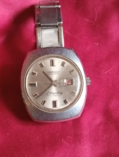 Montre mécanique FINGERHUT années 70