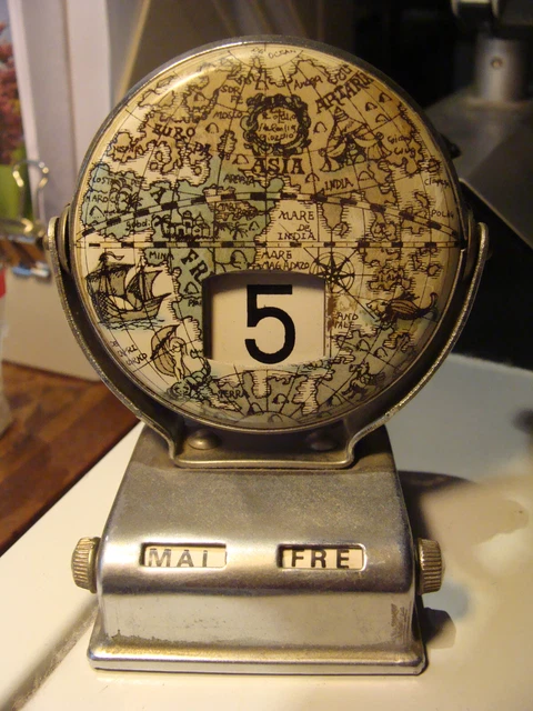 ALTER KALENDER "Weltkugel" ewiger Drehkalender Klappkalender Blech