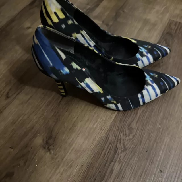 GUESS Size 8M Carrie Stilettos High Heel Pumps Multi-Color Textile Yellow Blue  2