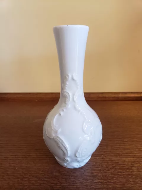Vintage Vase Royal Porzellan Bavaria KPM Germany Handerbeit Bisque Porcelain 7.5