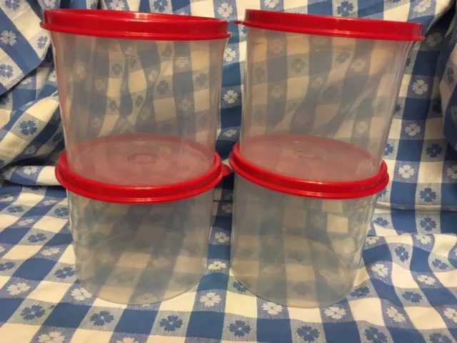 Sold at Auction: (4pc) Tupperware Canister Set