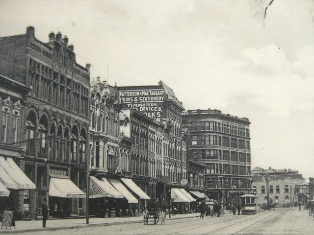 Old Vtg Postcard Port Huron Michigan Military St Street View Wagons Trolley UDB