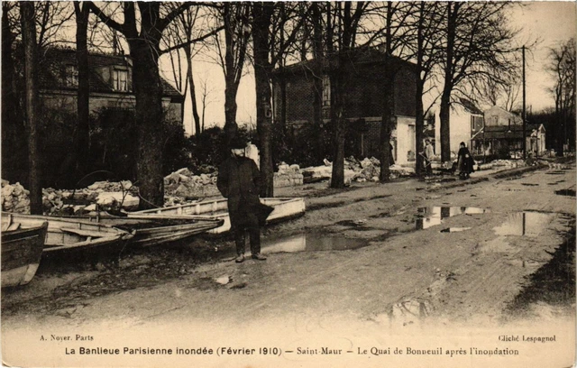 CPA La Banlieue Parisienne inondée - St-MAUR - Le Quai de Bonneuil (390317)