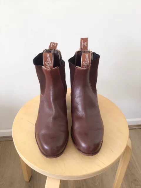 RM williams Women’s Cuban Heel Brown Suede Boots Size UK 7.5 D /US 8.5