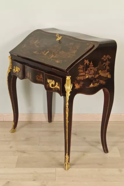 Bureau de pente laque de Chine style Louis XV 3