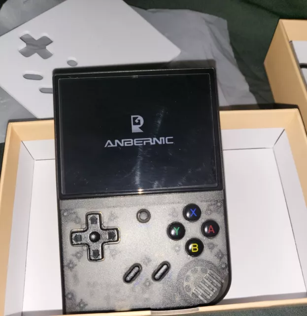 ANBERNIC RG35XX PLUS Retro Handheld Video Game Console Comes BOXED & LEAD