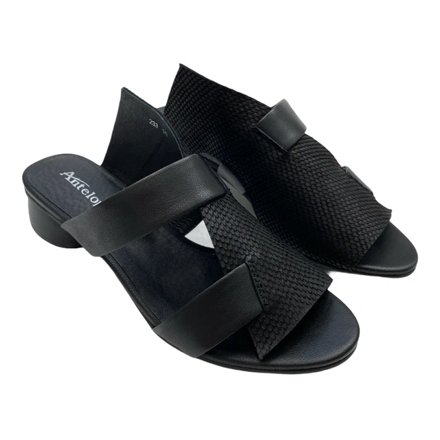 Antelope Women's Black Leather Textured Slip-On Sandals Size 7.5-8 NIB S5