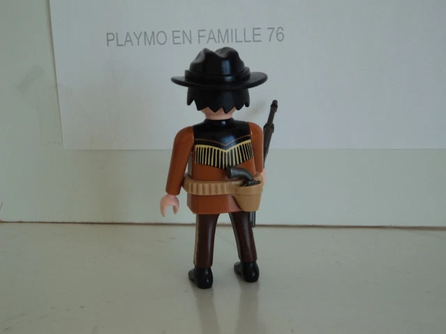 Set PLAYMOBIL Vintage Western #3304 (1986) - Ceinturon, éperons, Colt - Occasion Bon état