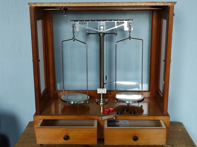 August Sauter Waage Apothekerwaage