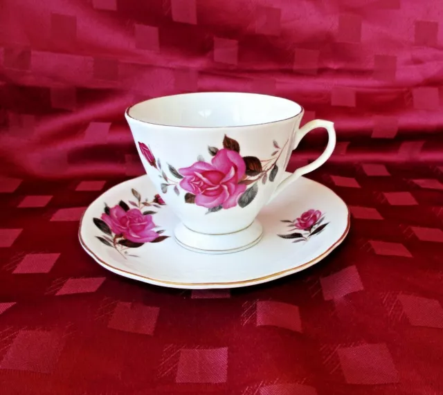 Vintage 1950's Porcelain Tea Cup & Saucer Duo *Pretty Pink Rose Pattern VGC