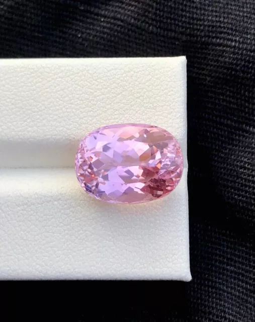 18 Cts Oval Shape Natural Pink Kunzite Certified Faceted Cut Loose Gemstone Z625