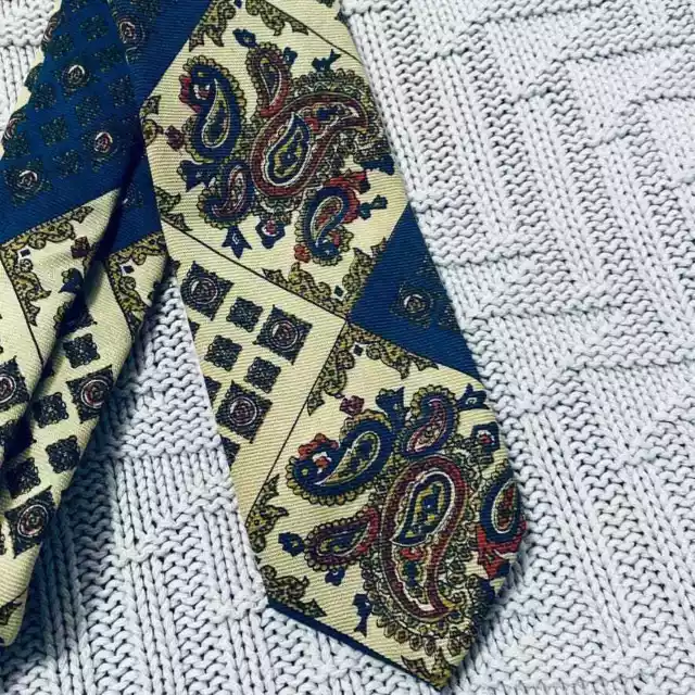 Vintage yellow and blue paisley skinny tie 2