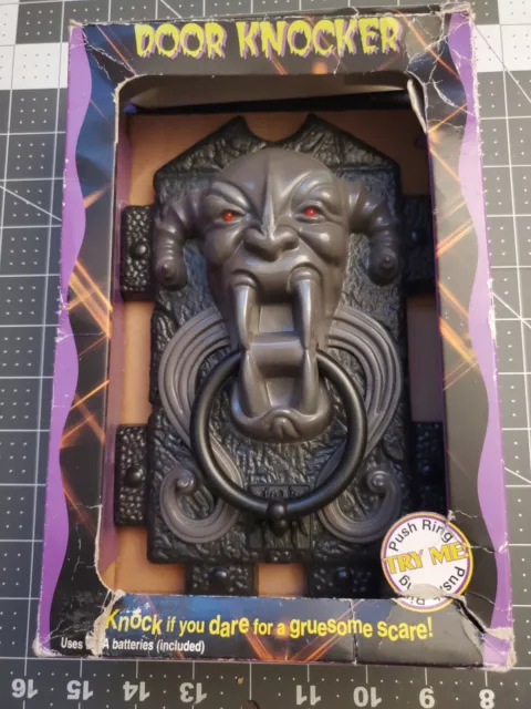 Vtg Halloween 1997 Gargoyle Animated Door Knocker  Paper Magic Group Light Up