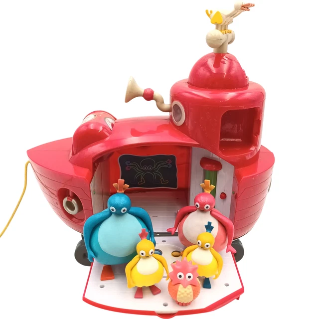 CBEEBIES TWIRLYWOOS BIG Red Boat Playset With Characters 15 00 cbeebies-twirlywoos-big-red-boat-playset-with-characters-15-00