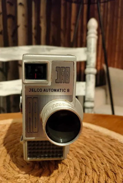 Cámara de cine con película automática JAB JELCO de 8 mm 13 mm f1,8 lente década de 1960 funcionando