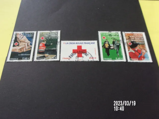 Serie  2011  N° 4621 - 4625 Croix rouge oblitéré 5 cachets rond