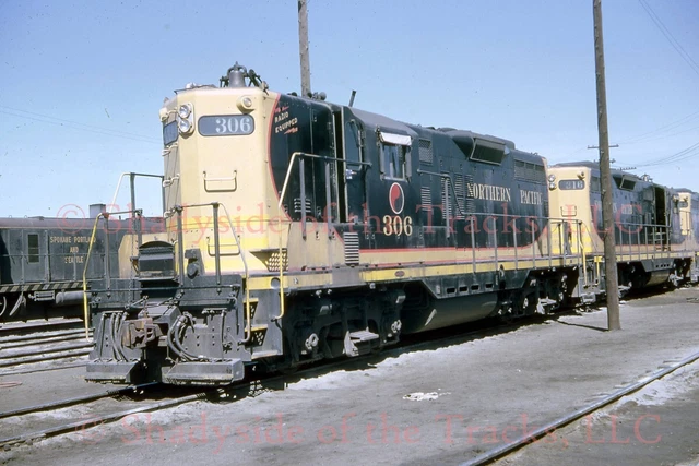 Northern Pacific NP EMD GP9 Diesel Loco #306 Original Slide Pasco 1962