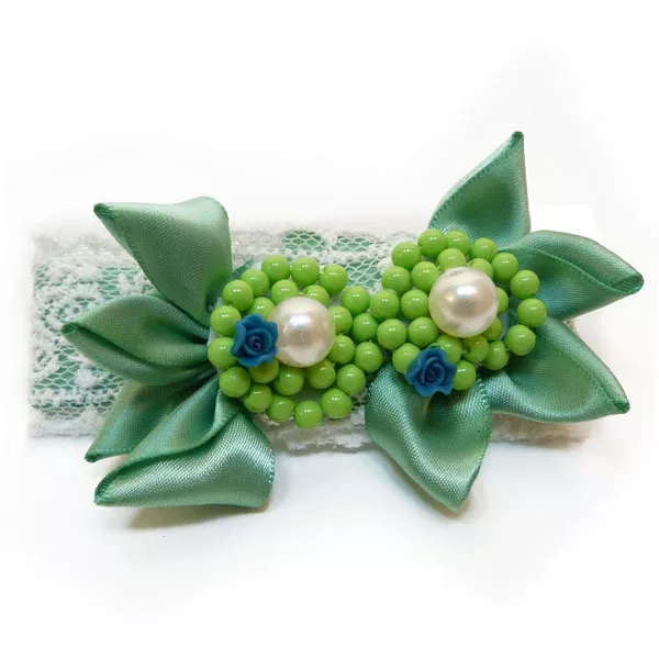 Barrette pince à cheveux perles Dentelle Blanche Roses fimo bleu et satin Vert