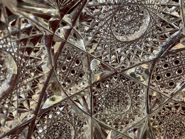 Vintage American Brilliant Cut Glass Crystal Bowl Sharp Latticework Radial Stars 2
