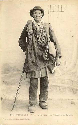 Cpa Toulouse Type De La Rue Le Tondeur De Chiens