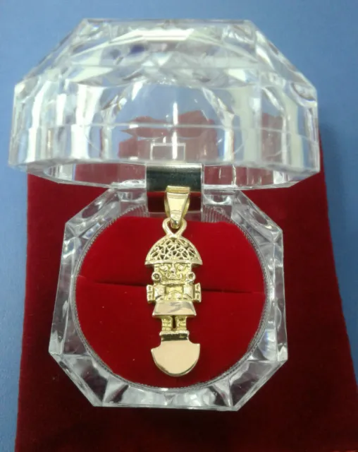 Peruvian Tumi pendant made in 18 k solid gold