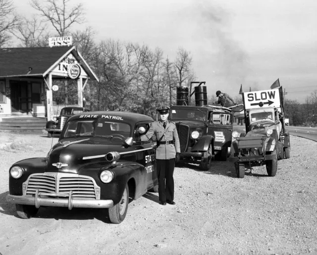 1945 Missouri State HIGHWAY PATROL Photo Police