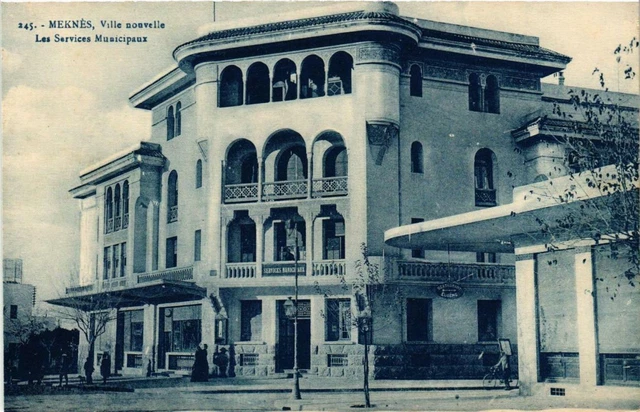 CPA AK MEKNES - Ville nouvelle Les Services Municipaux MAROC (669148)